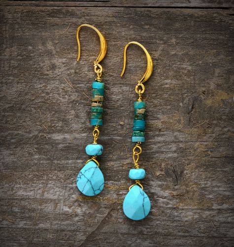 Natural Teardrops Earring