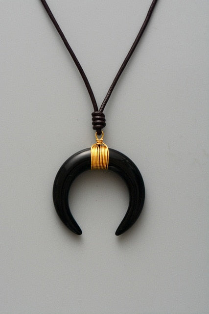 Shell Horn Necklace